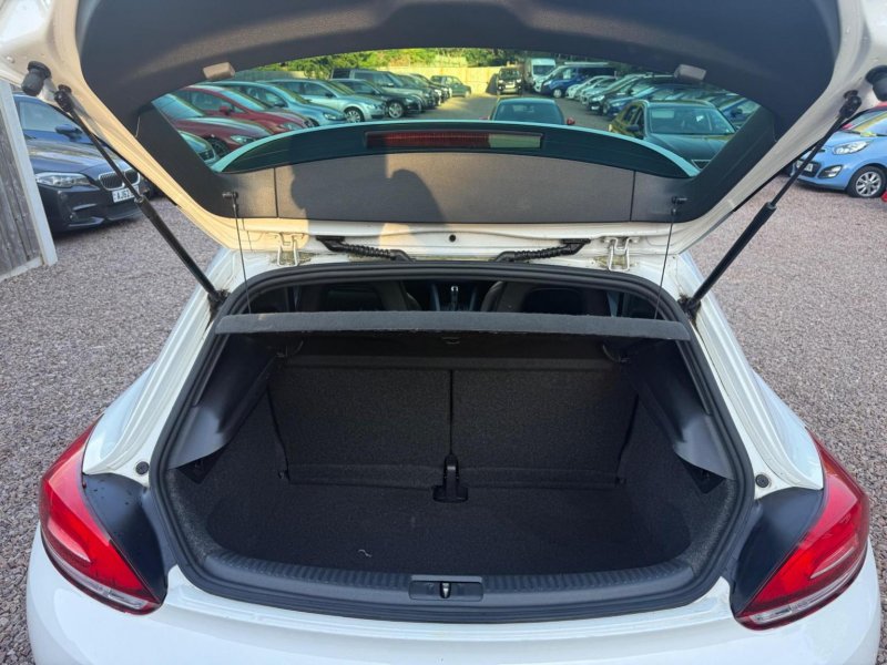 VOLKSWAGEN SCIROCCO