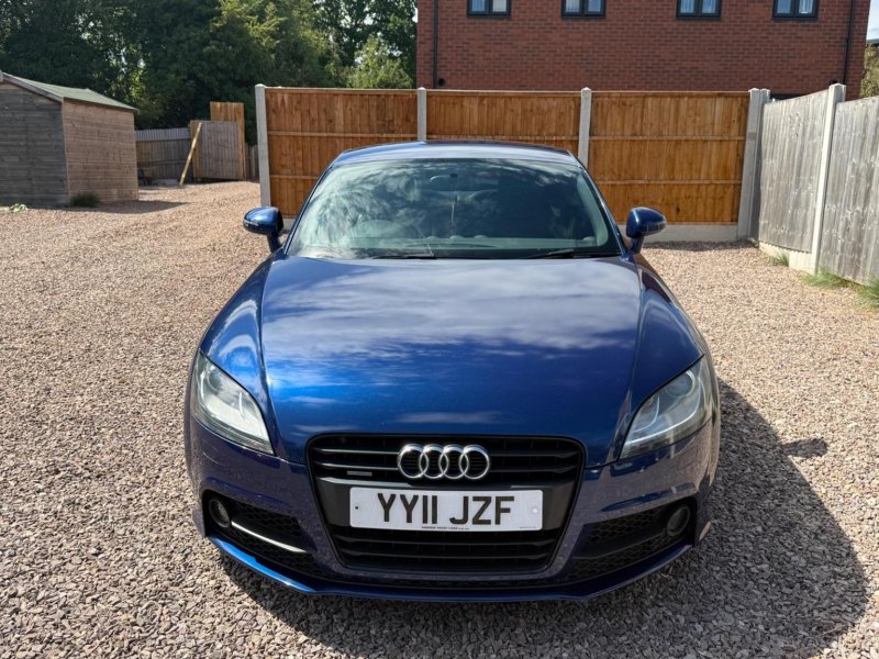 AUDI TT
