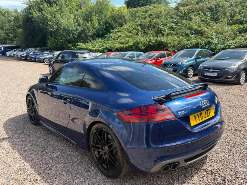 AUDI TT
