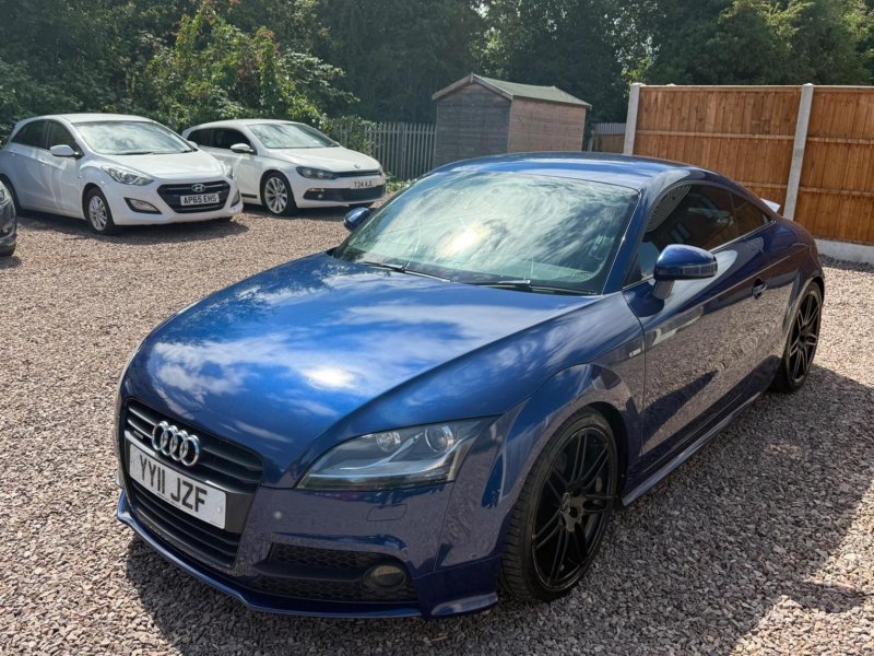 AUDI TT