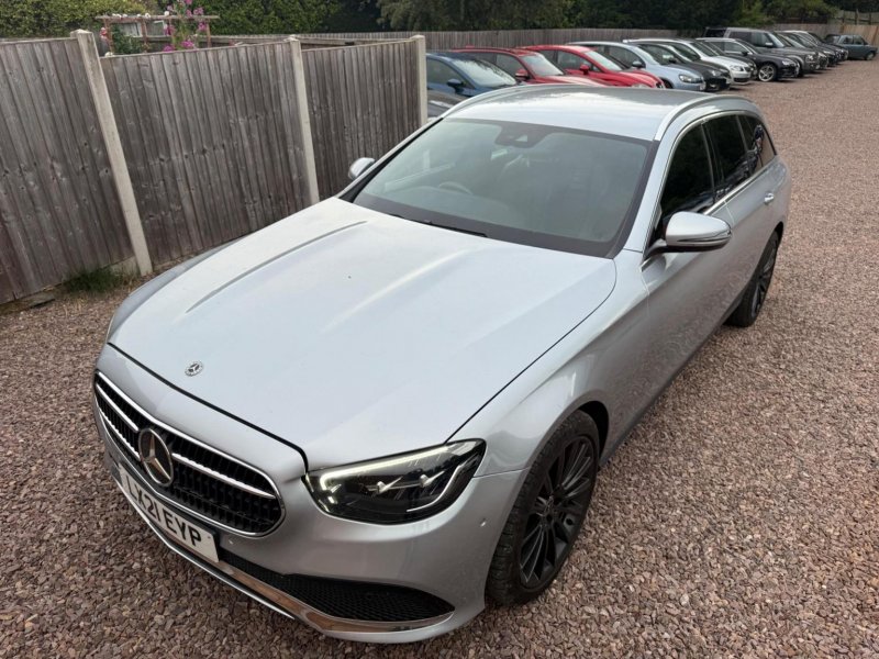 MERCEDES-BENZ E CLASS